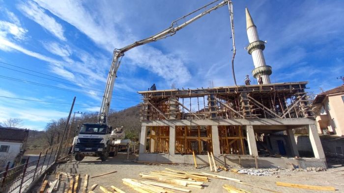 Kuşlu Camii Hızla Yükseliyor